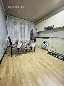 Satılır 2 otaqlı köhnə tikili 60 m²
