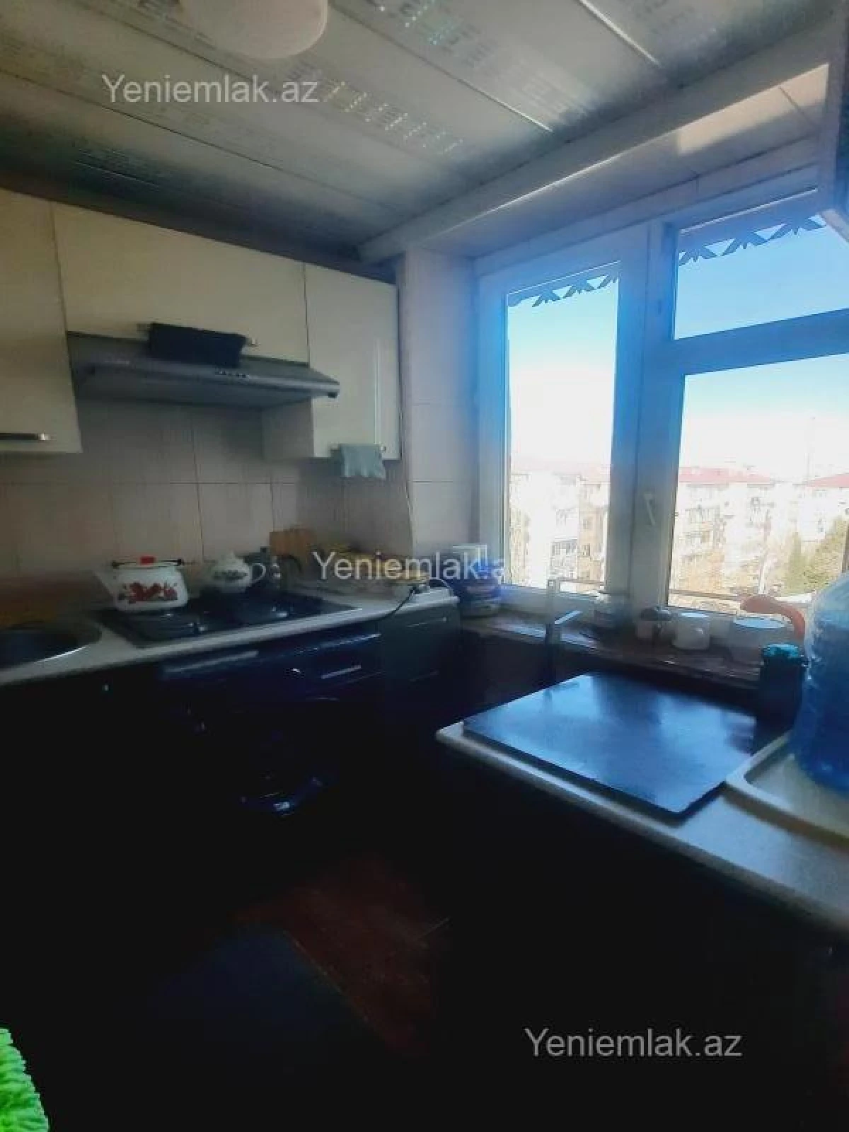 Satılır 3 otaqlı köhnə tikili 67 m²
