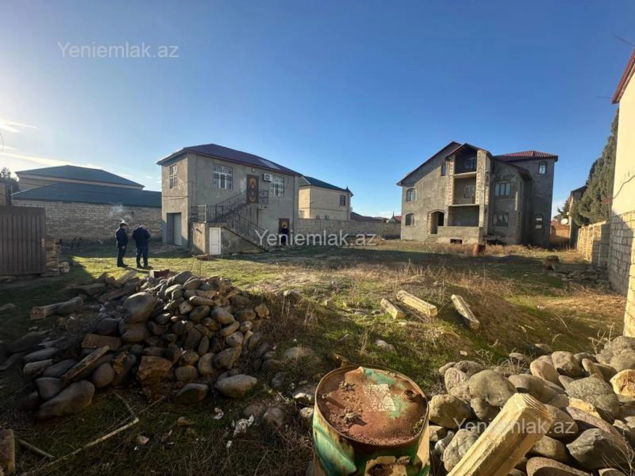 Satılır 9 otaqlı həyət evi 750 m²