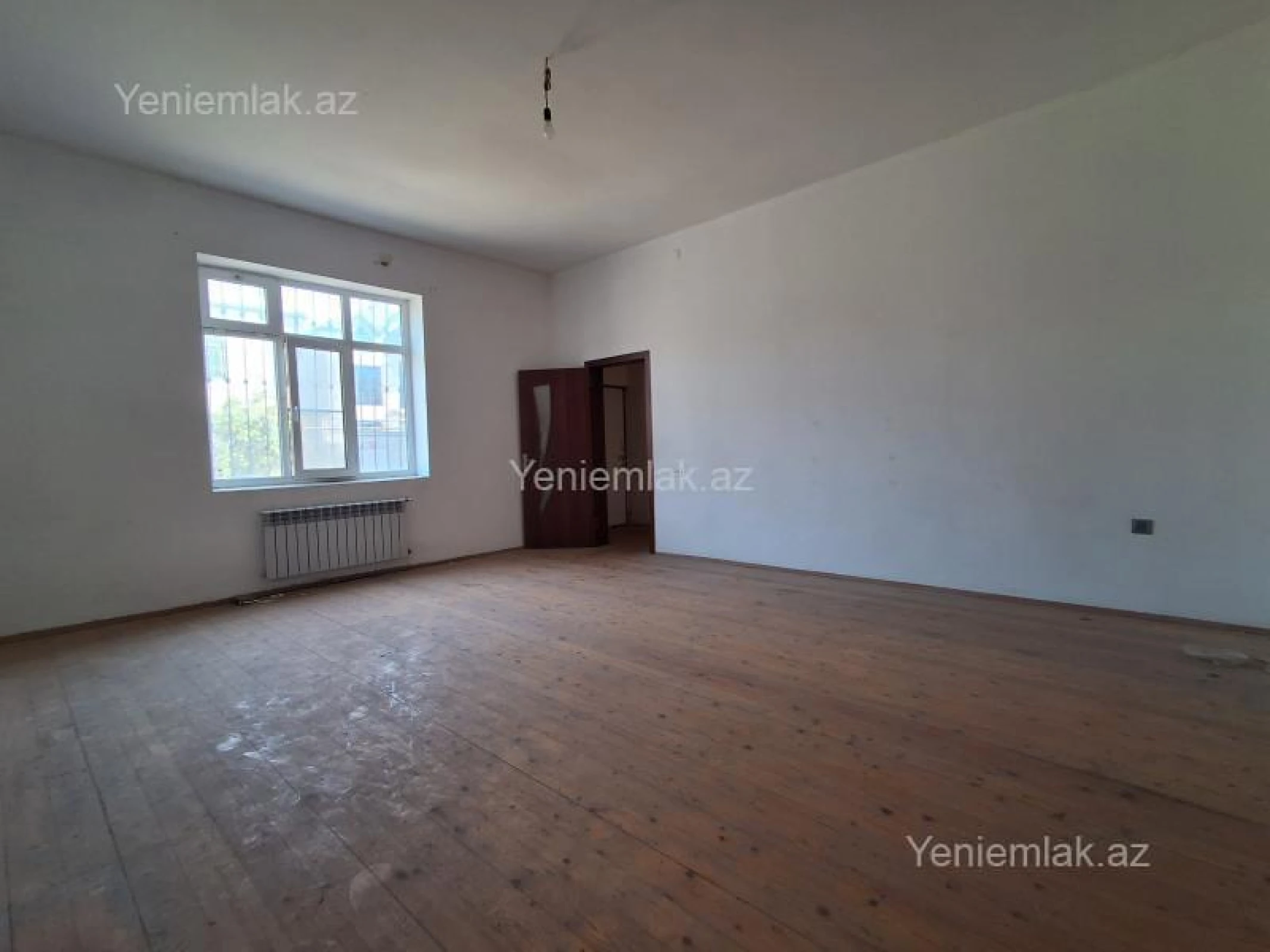 Satılır 4 otaqlı həyət evi 137 m²