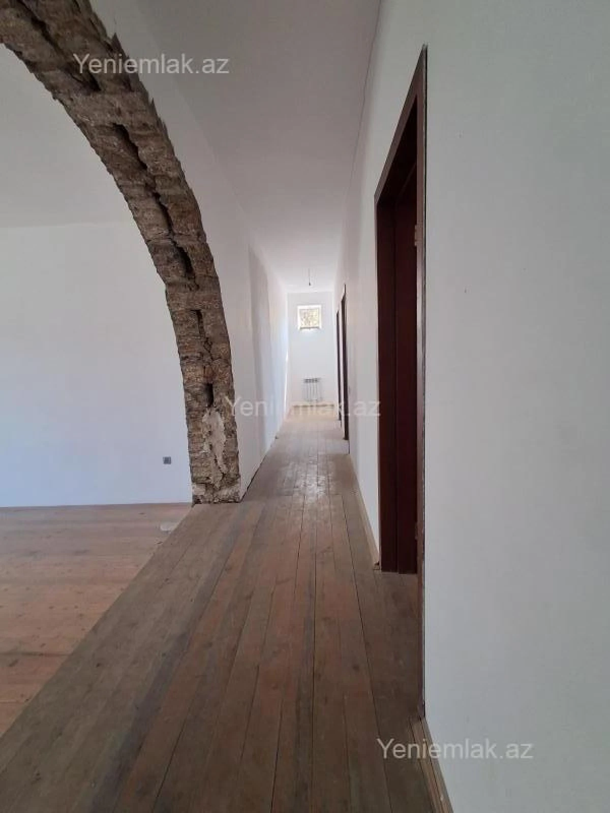Satılır 4 otaqlı həyət evi 137 m²