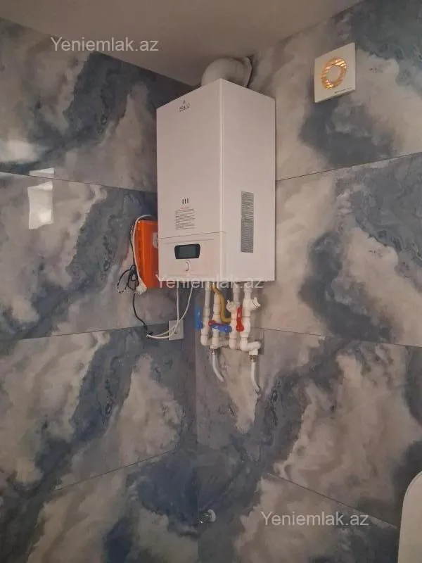 Satılır 4 otaqlı həyət evi 137 m²