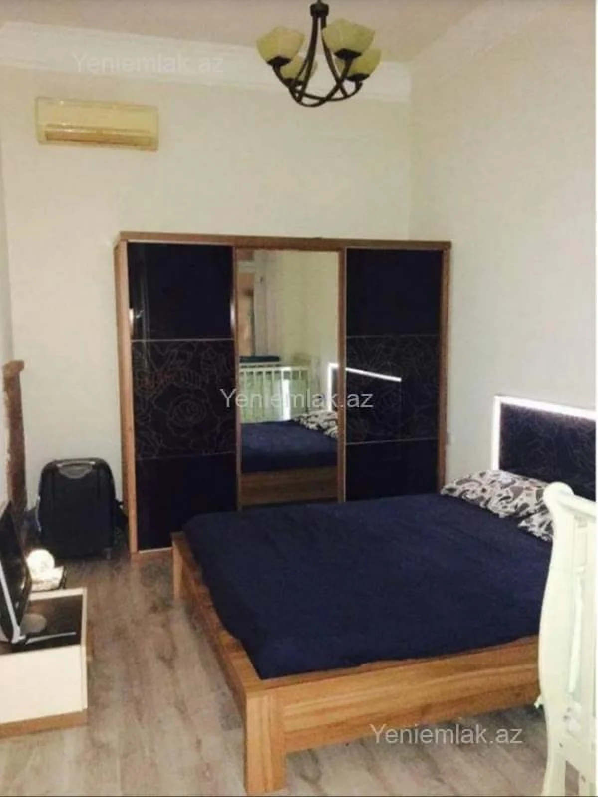 Satılır 2 otaqlı köhnə tikili 53 m²