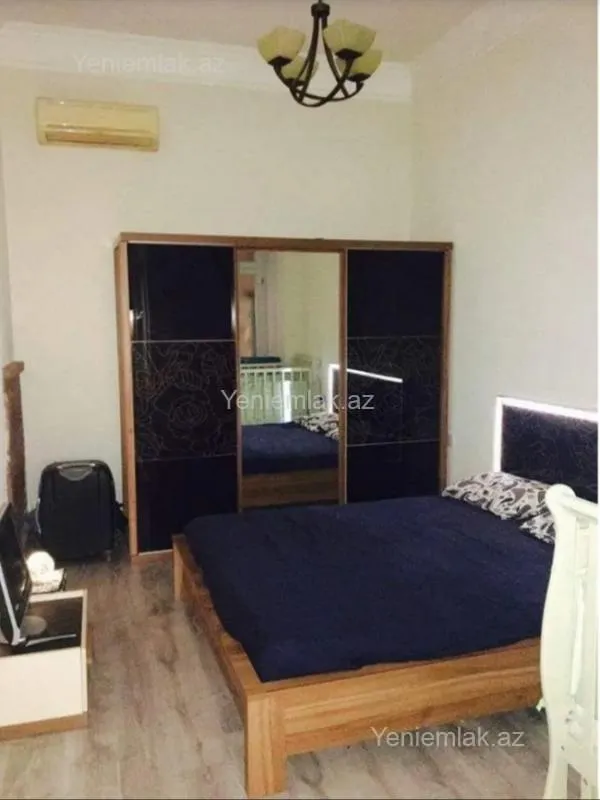 Satılır 2 otaqlı köhnə tikili 53 m²