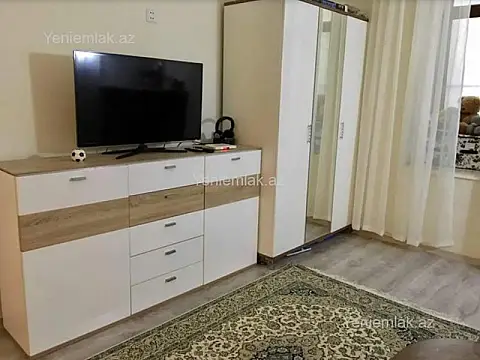 Satılır 2 otaqlı köhnə tikili 53 m²