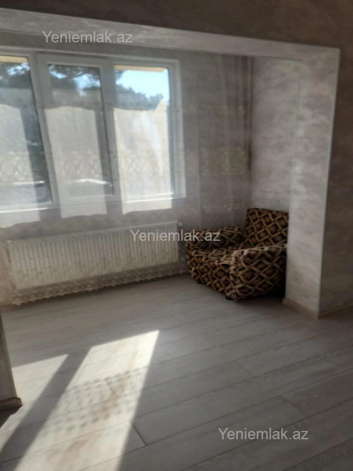Satılır 1 otaqlı köhnə tikili 45 m²