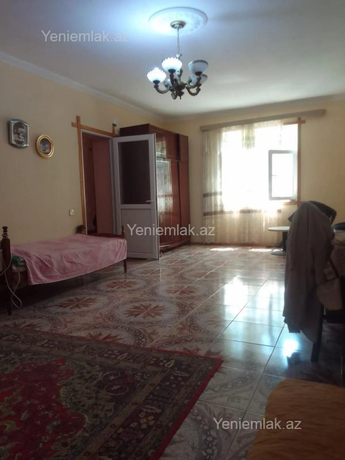 Satılır 4 otaqlı həyət evi 180 m²