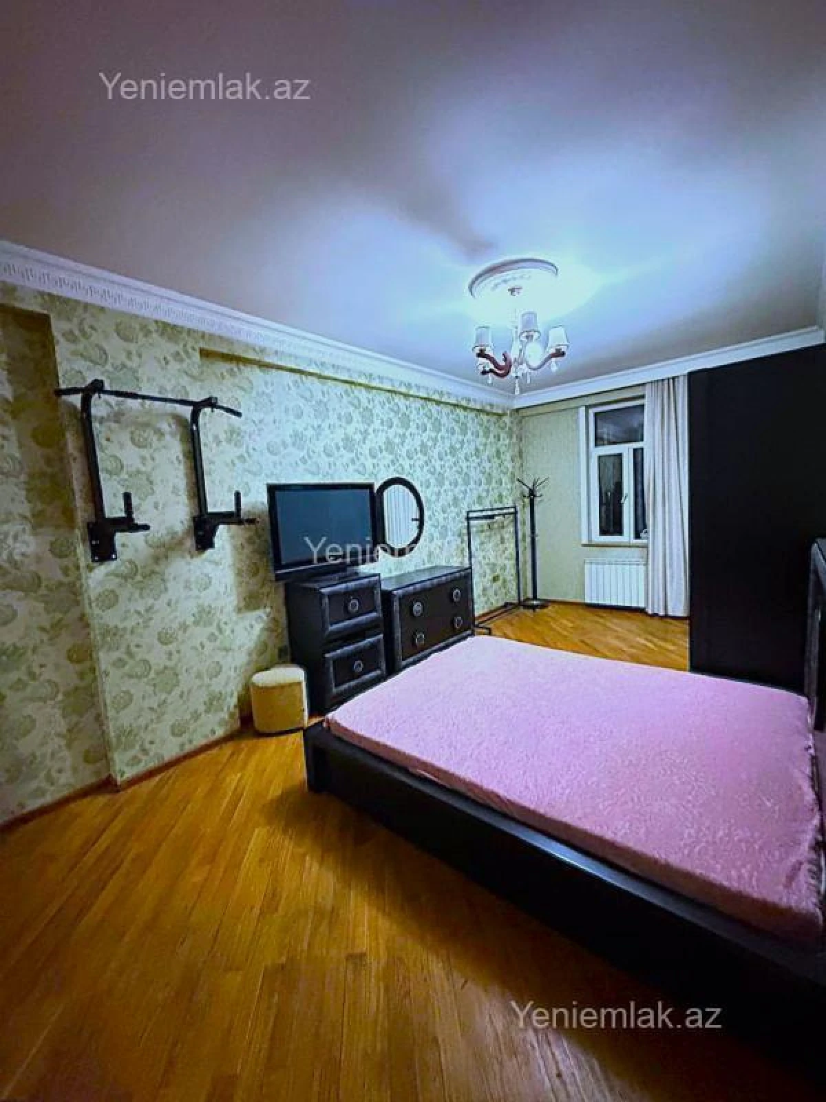Satılır 3 otaqlı yeni tikili 130 m²