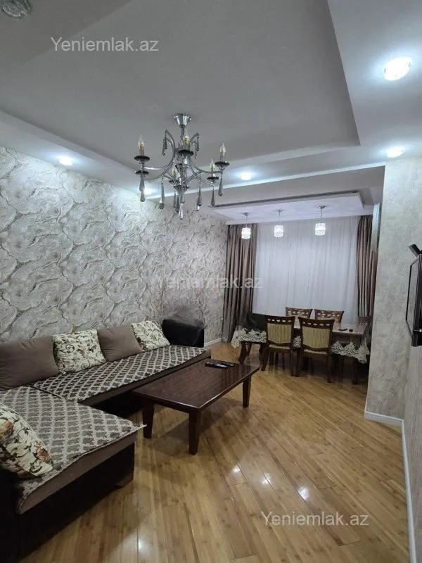 Satılır 3 otaqlı yeni tikili 83 m²