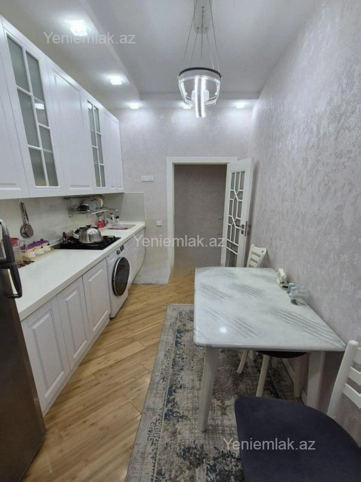 Satılır 3 otaqlı yeni tikili 83 m²