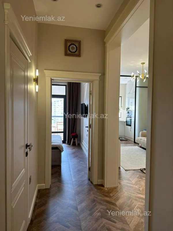 Satılır 2 otaqlı yeni tikili 64 m²