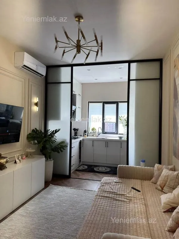 Satılır 2 otaqlı yeni tikili 64 m²