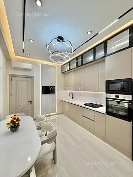 Satılır 2 otaqlı yeni tikili 90 m²