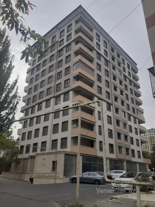 Satılır 3 otaqlı yeni tikili 70 m²
