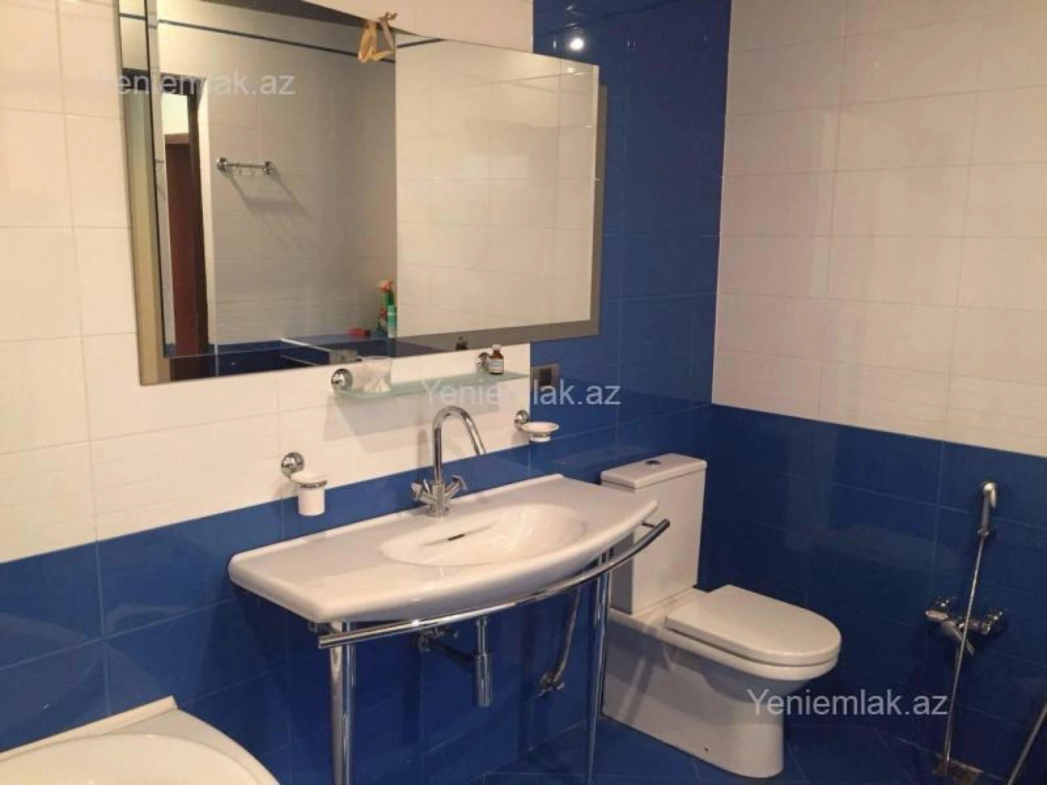 Satılır 3 otaqlı yeni tikili 165 m²