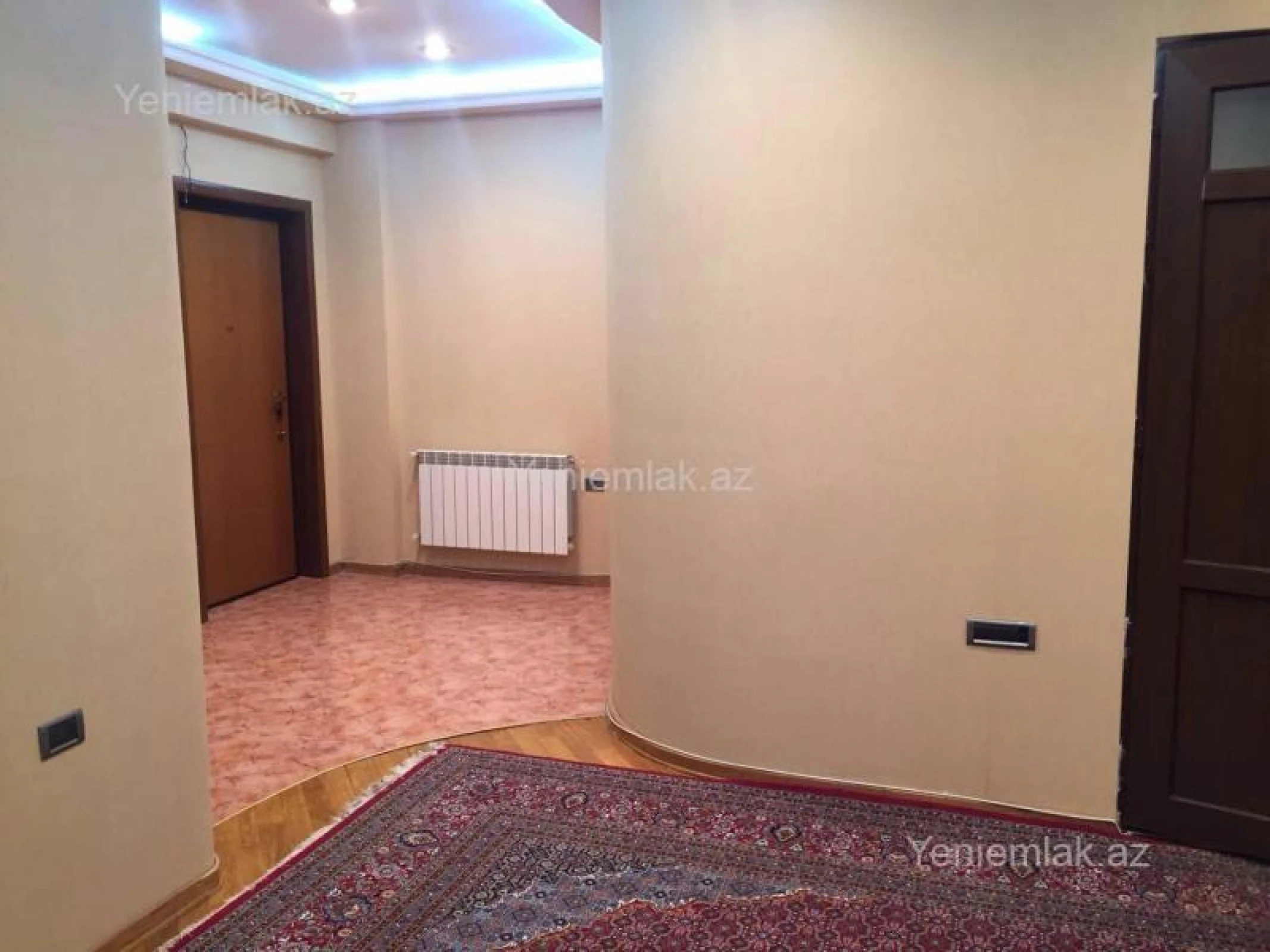 Satılır 3 otaqlı yeni tikili 165 m²