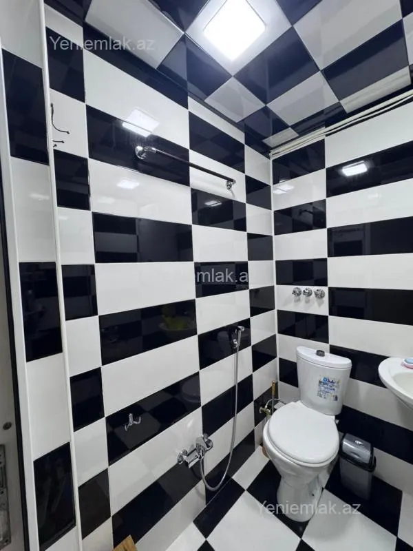 Satılır 2 otaqlı köhnə tikili 45 m²