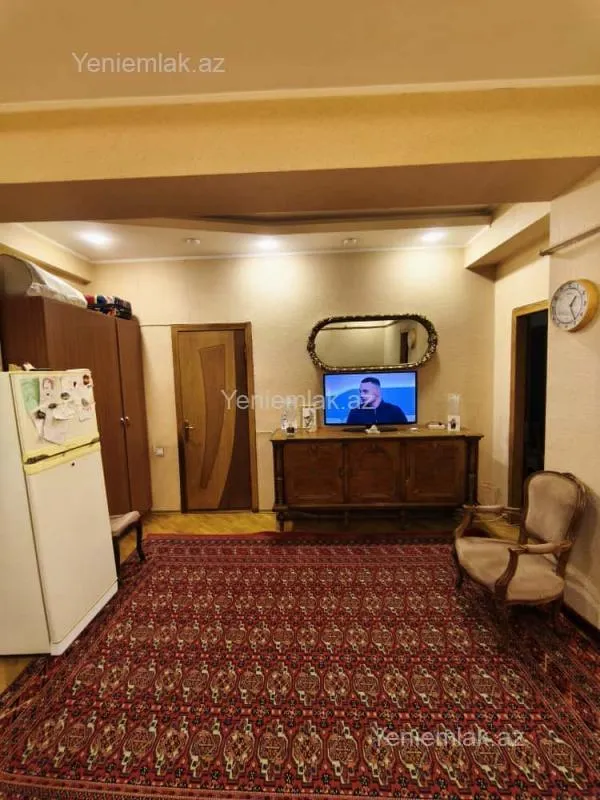 Satılır 2 otaqlı yeni tikili 70 m²