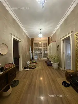 Satılır 4 otaqlı yeni tikili 160 m²