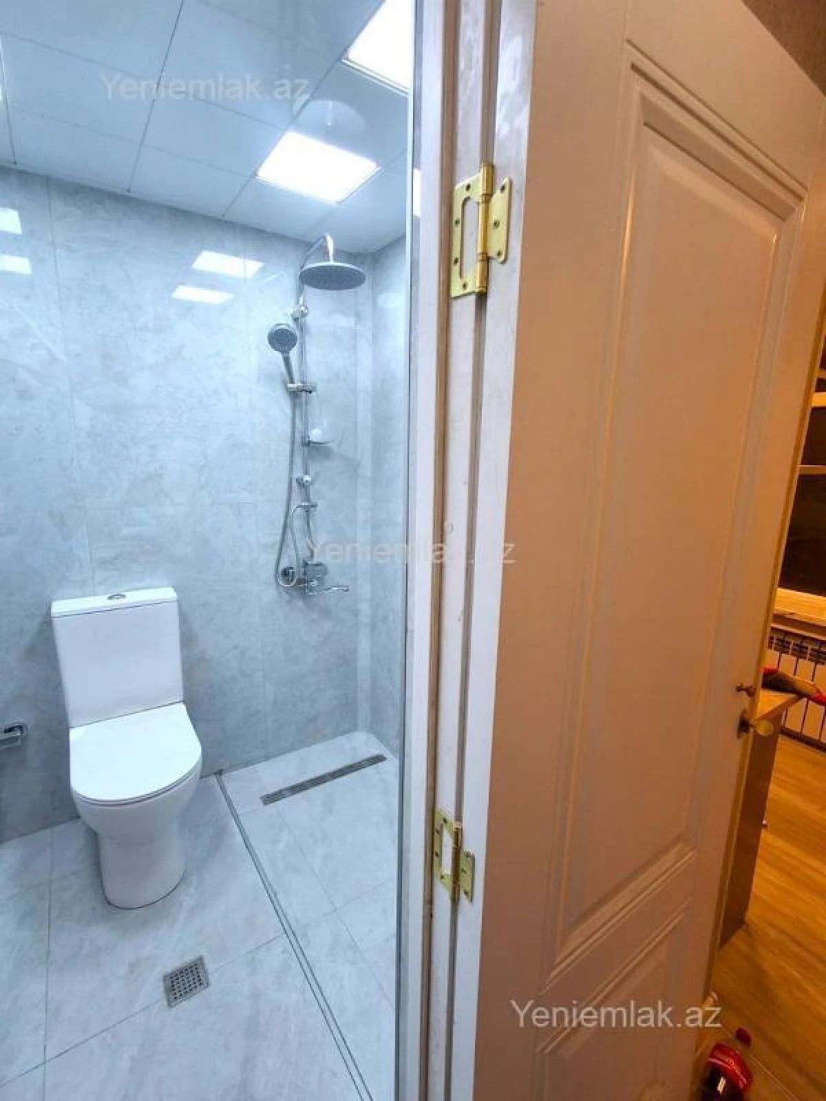 Satılır 2 otaqlı köhnə tikili 40 m²