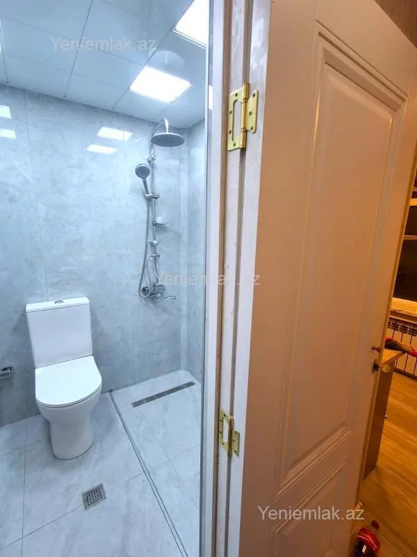 Satılır 2 otaqlı köhnə tikili 40 m²