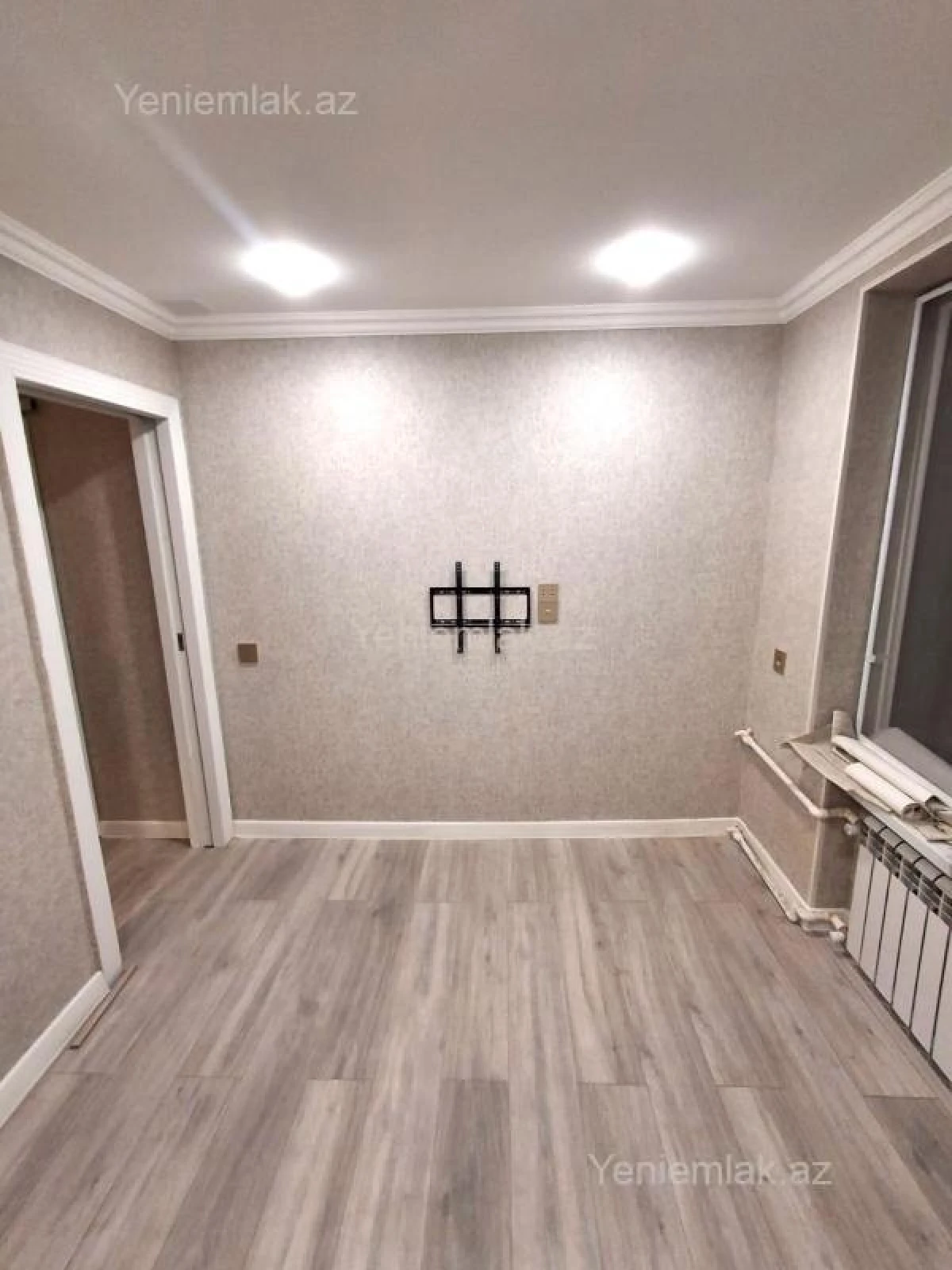 Satılır 2 otaqlı köhnə tikili 40 m²