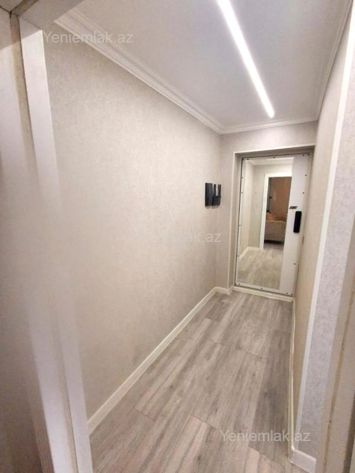 Satılır 2 otaqlı köhnə tikili 40 m²