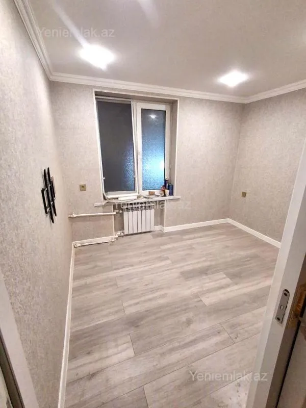 Satılır 2 otaqlı köhnə tikili 40 m²