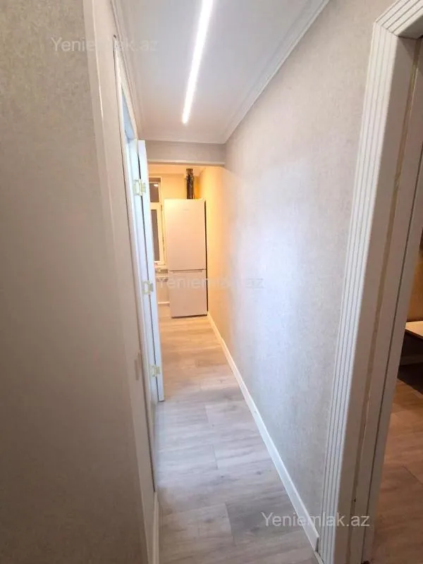 Satılır 2 otaqlı köhnə tikili 40 m²