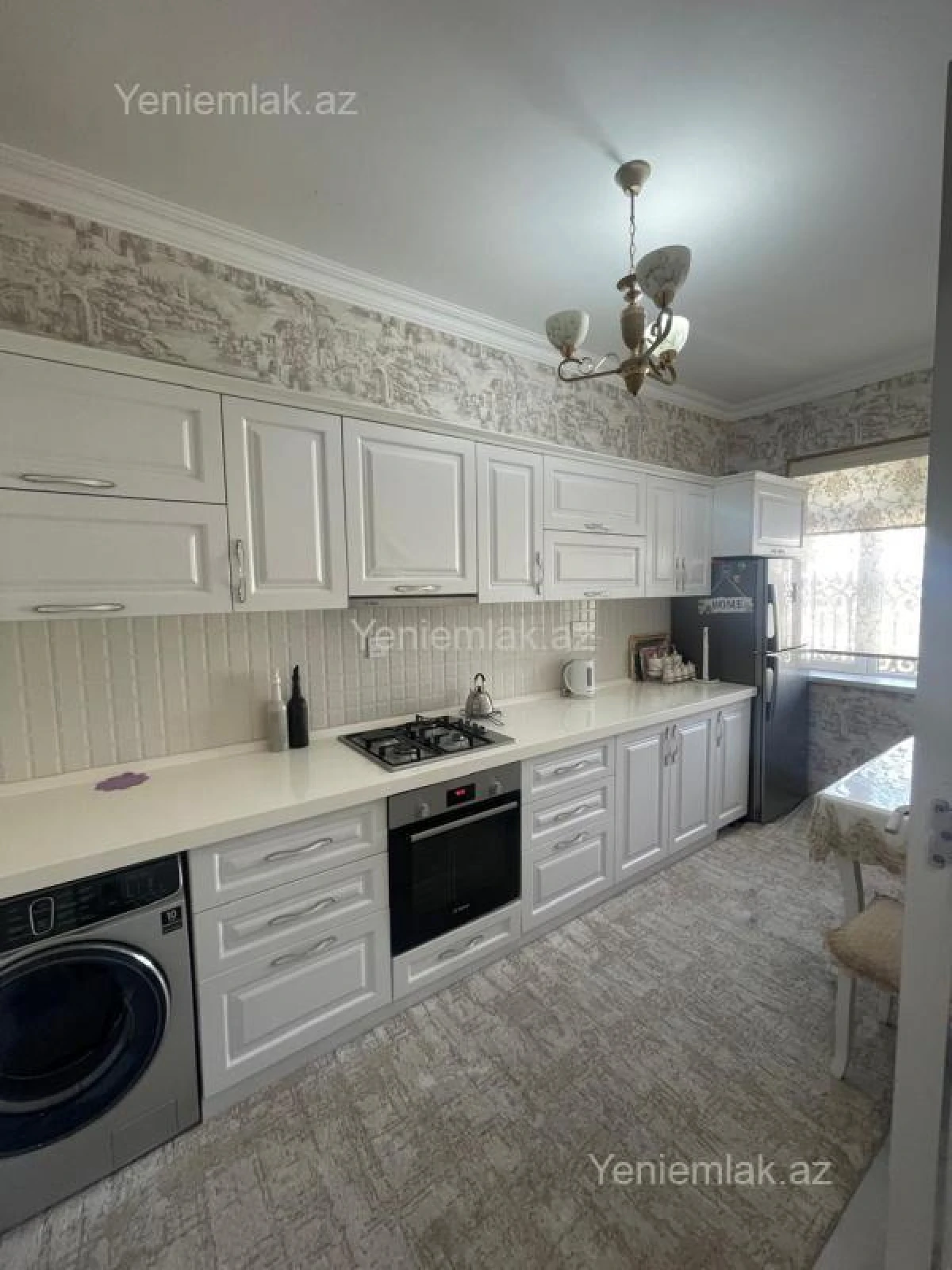 Satılır 5 otaqlı həyət evi 210 m²