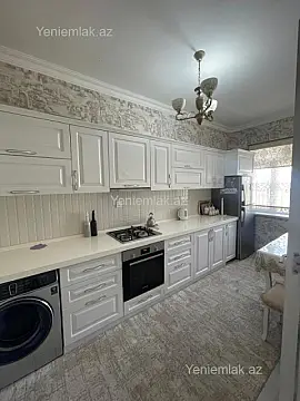 Satılır 5 otaqlı həyət evi 210 m²