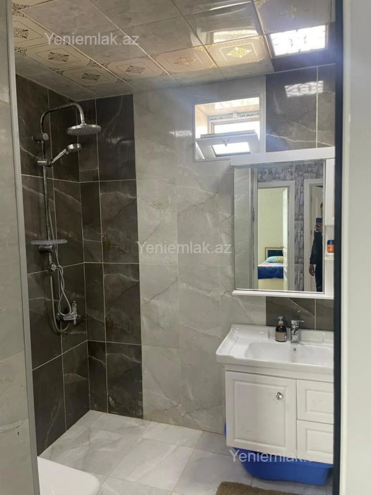 Satılır 5 otaqlı həyət evi 210 m²