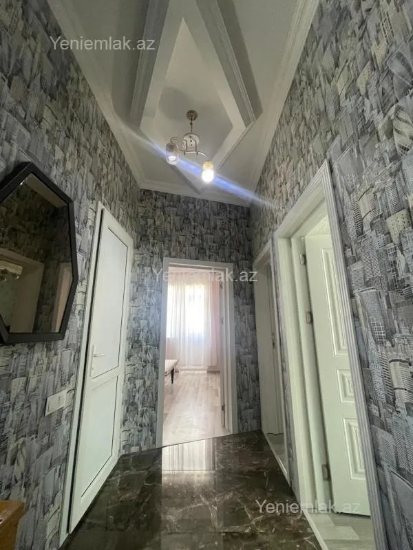 Satılır 5 otaqlı həyət evi 210 m²