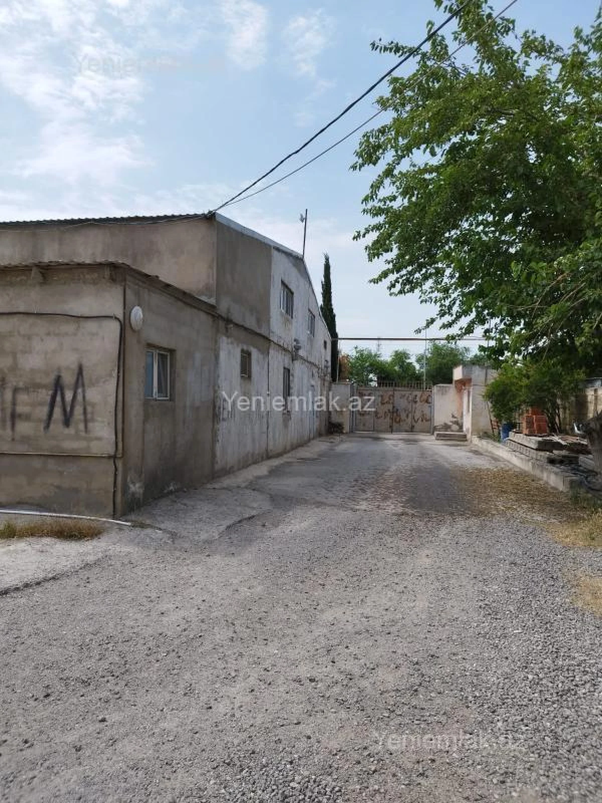 Satılır 6 otaqlı obyekt 3300 m²