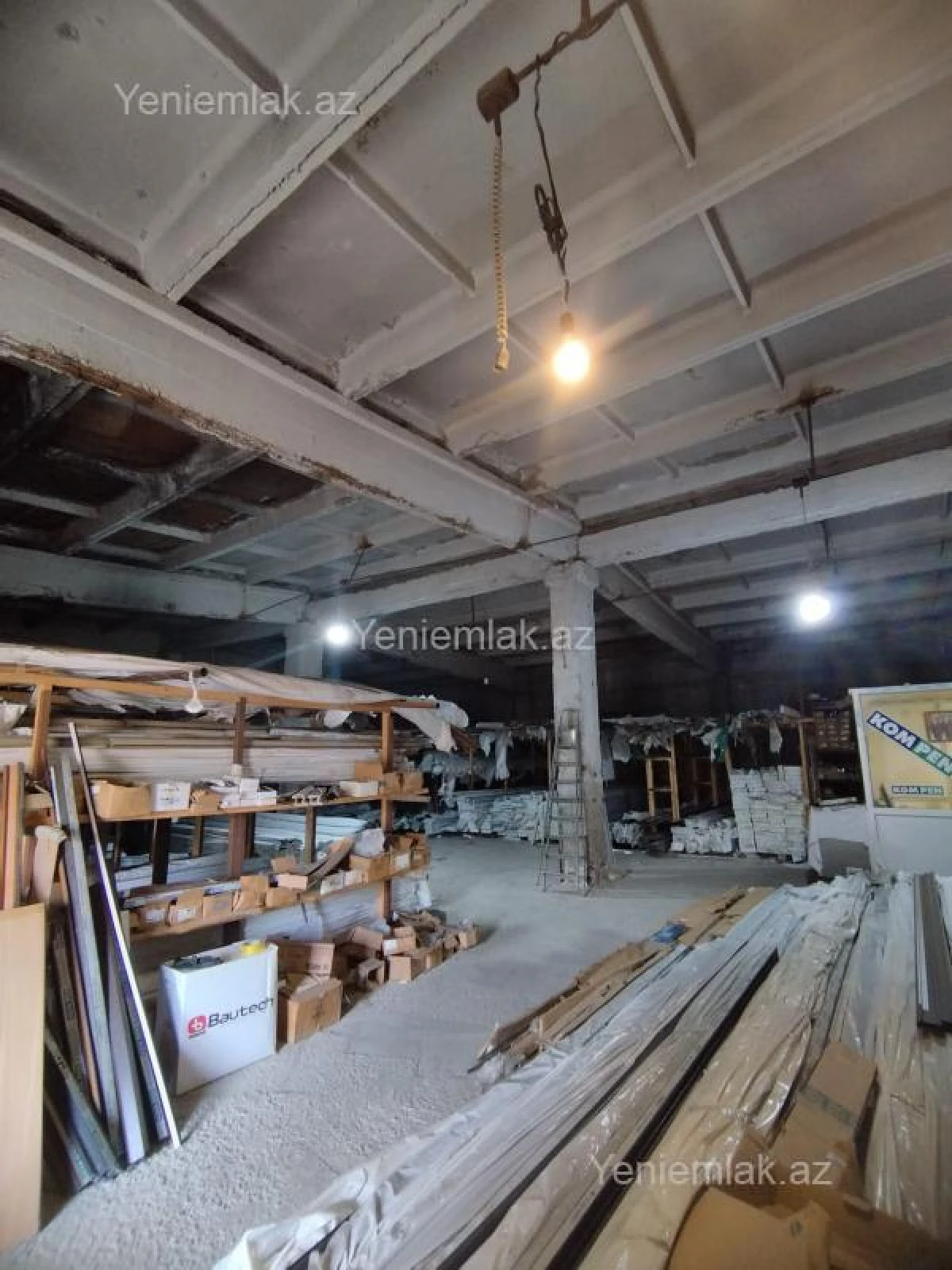 Satılır 6 otaqlı obyekt 3300 m²