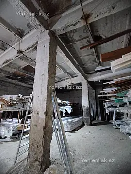 Satılır 6 otaqlı obyekt 3300 m²