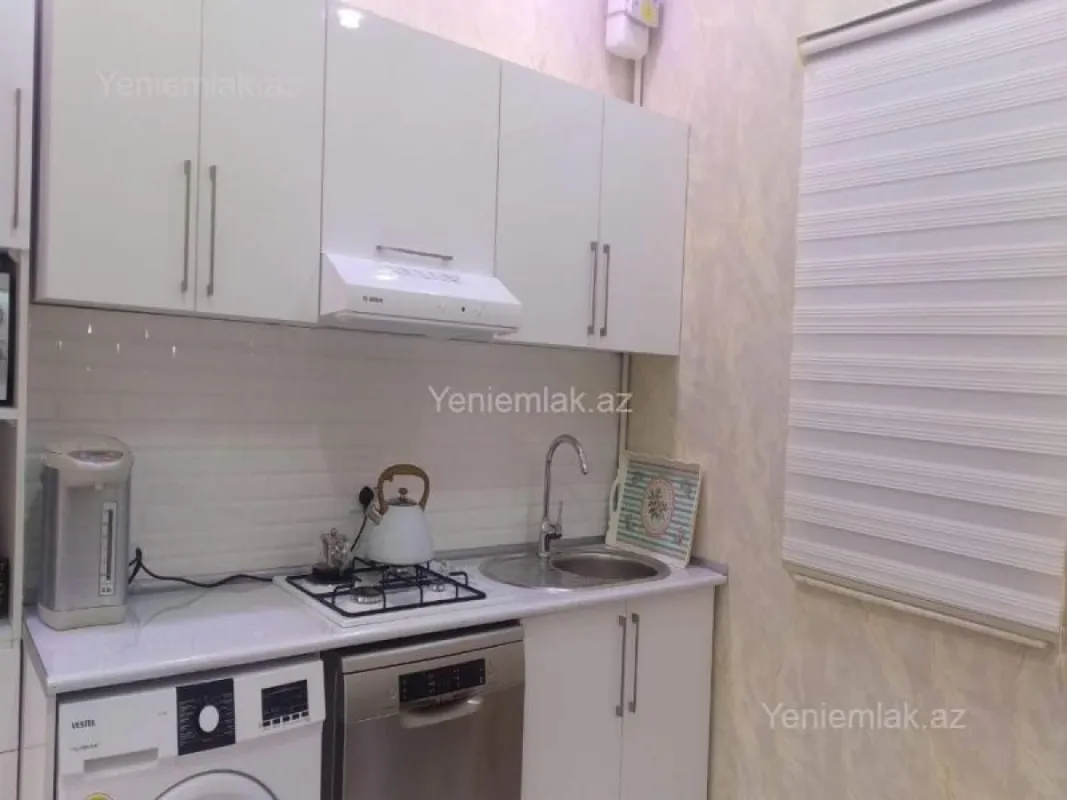 Satılır 3 otaqlı yeni tikili 75 m²