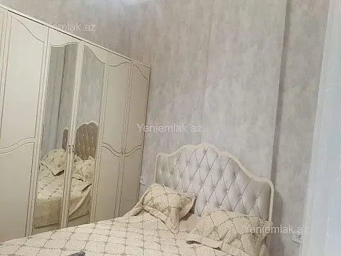 Satılır 3 otaqlı yeni tikili 75 m²