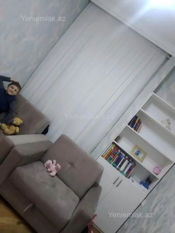 Satılır 3 otaqlı yeni tikili 75 m²