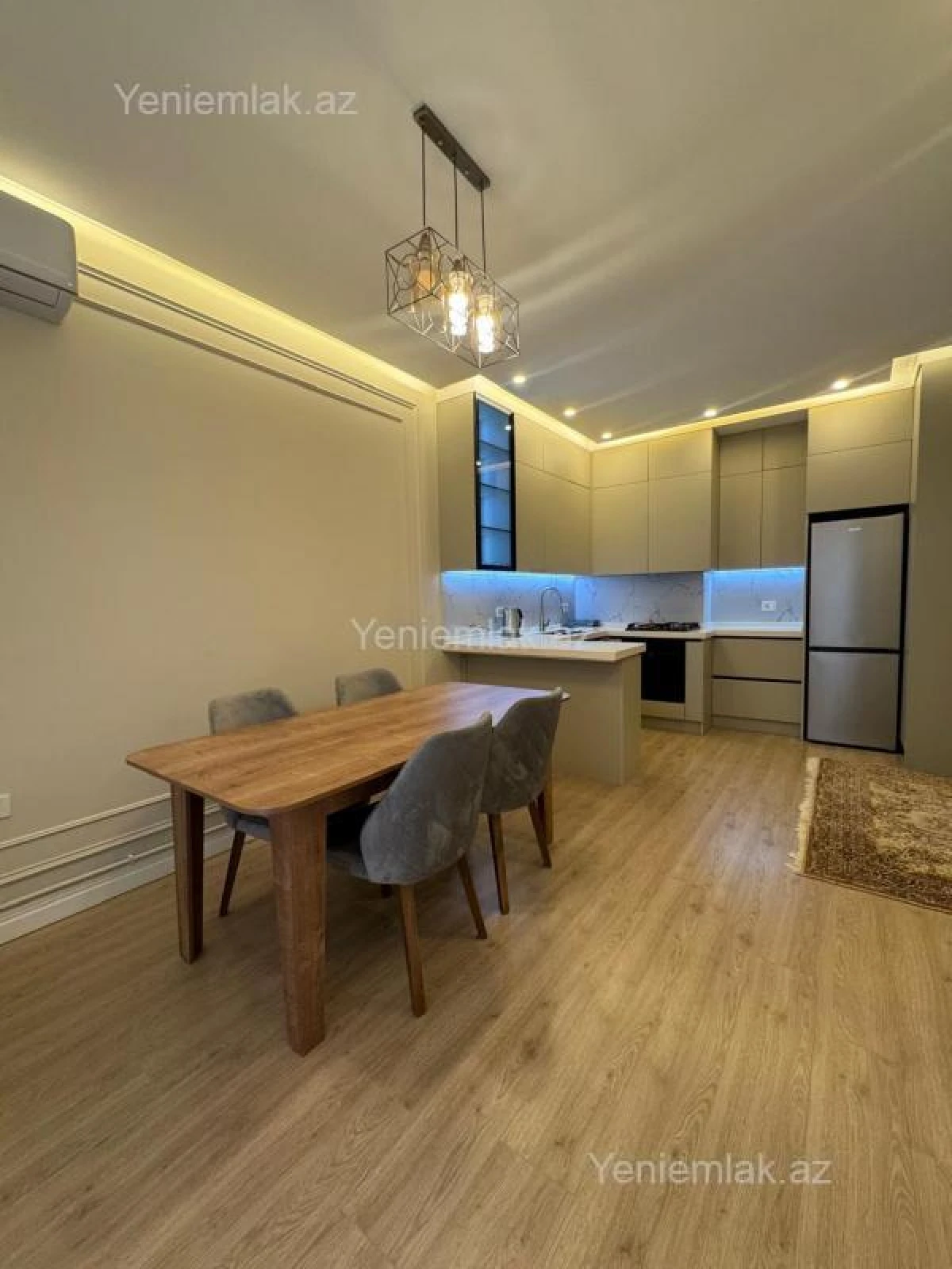 Kirayə verilir 2 otaqlı yeni tikili 70 m²