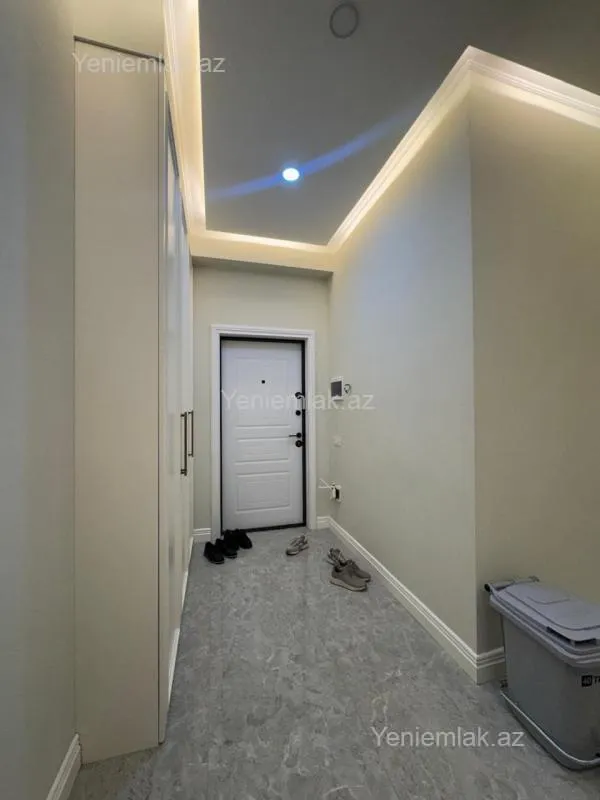 Kirayə verilir 2 otaqlı yeni tikili 70 m²