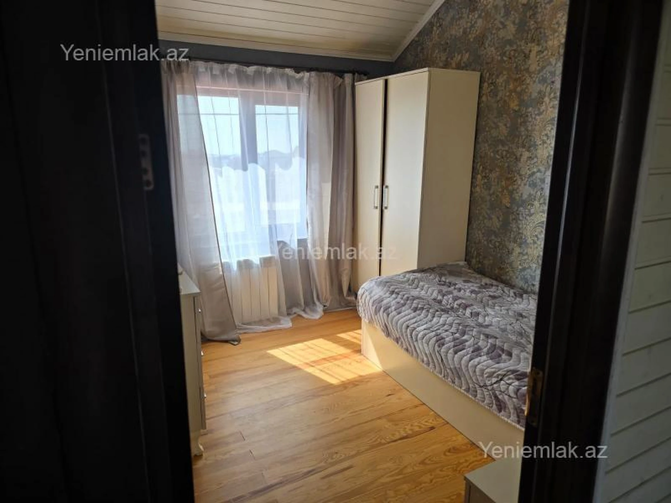 Satılır 4 otaqlı həyət evi 120 m²