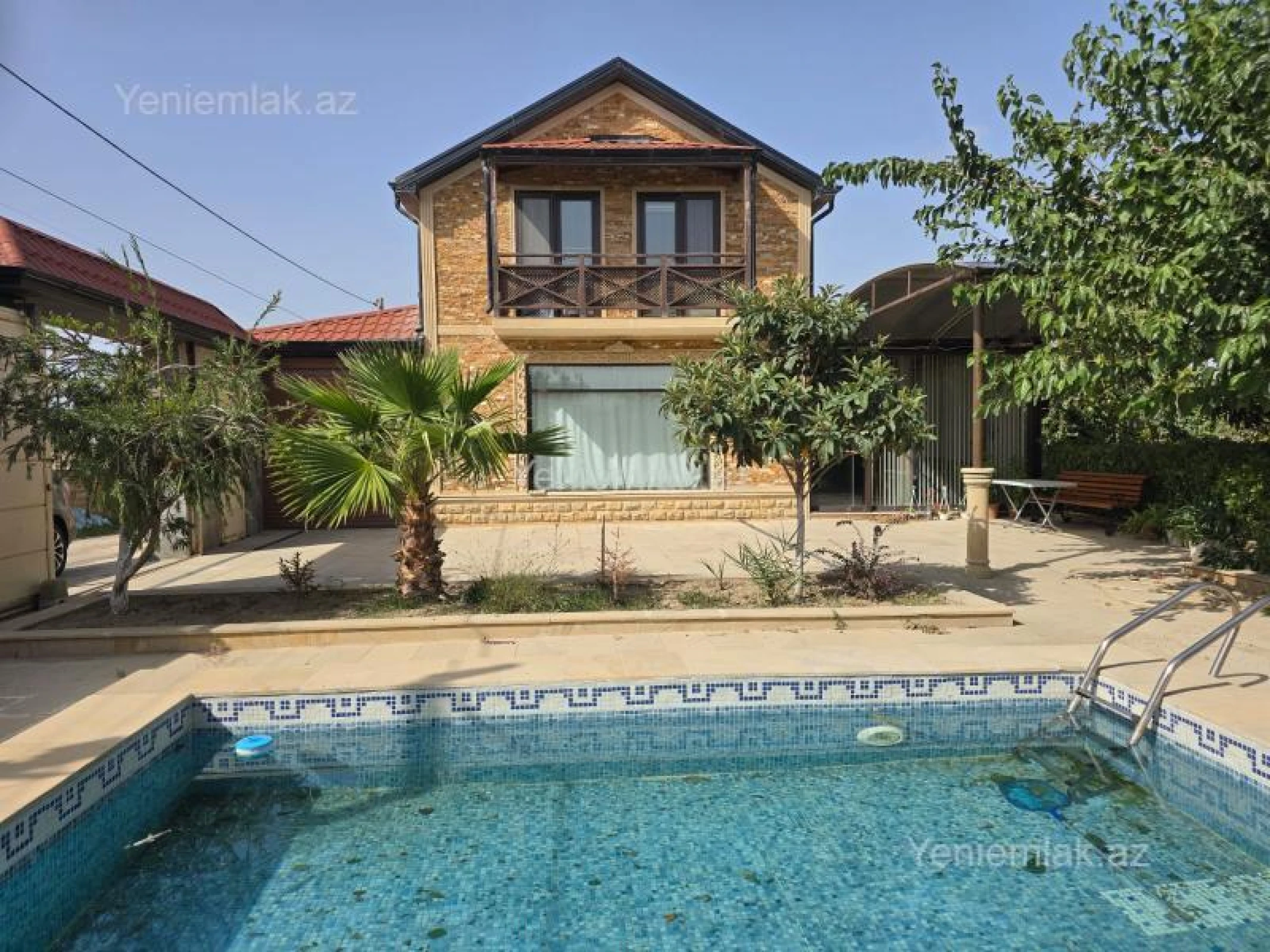 Satılır 4 otaqlı həyət evi 120 m²