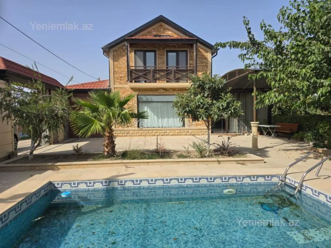 Satılır 4 otaqlı həyət evi 120 m²