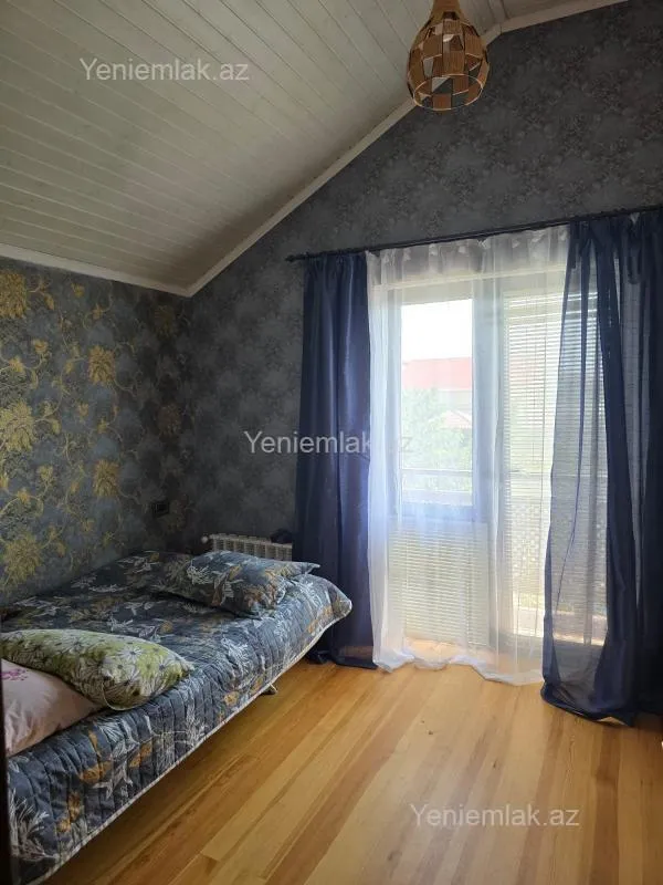 Satılır 4 otaqlı həyət evi 120 m²