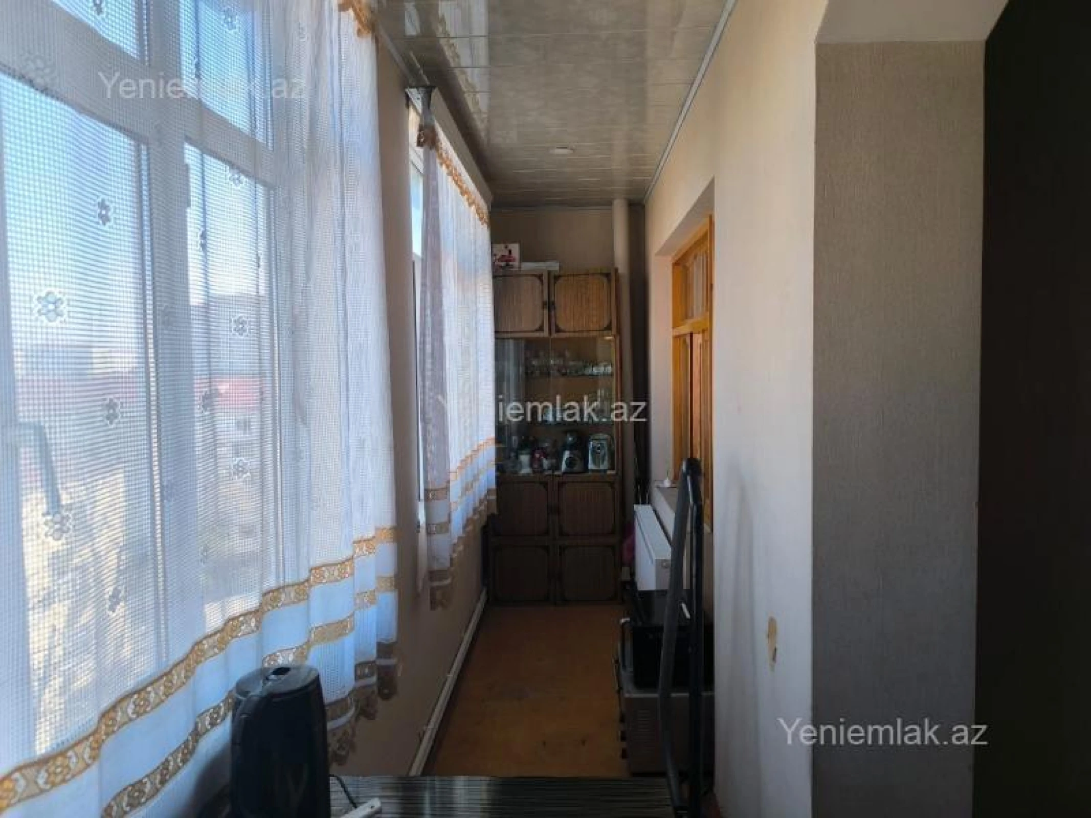 Satılır 3 otaqlı köhnə tikili 80 m²