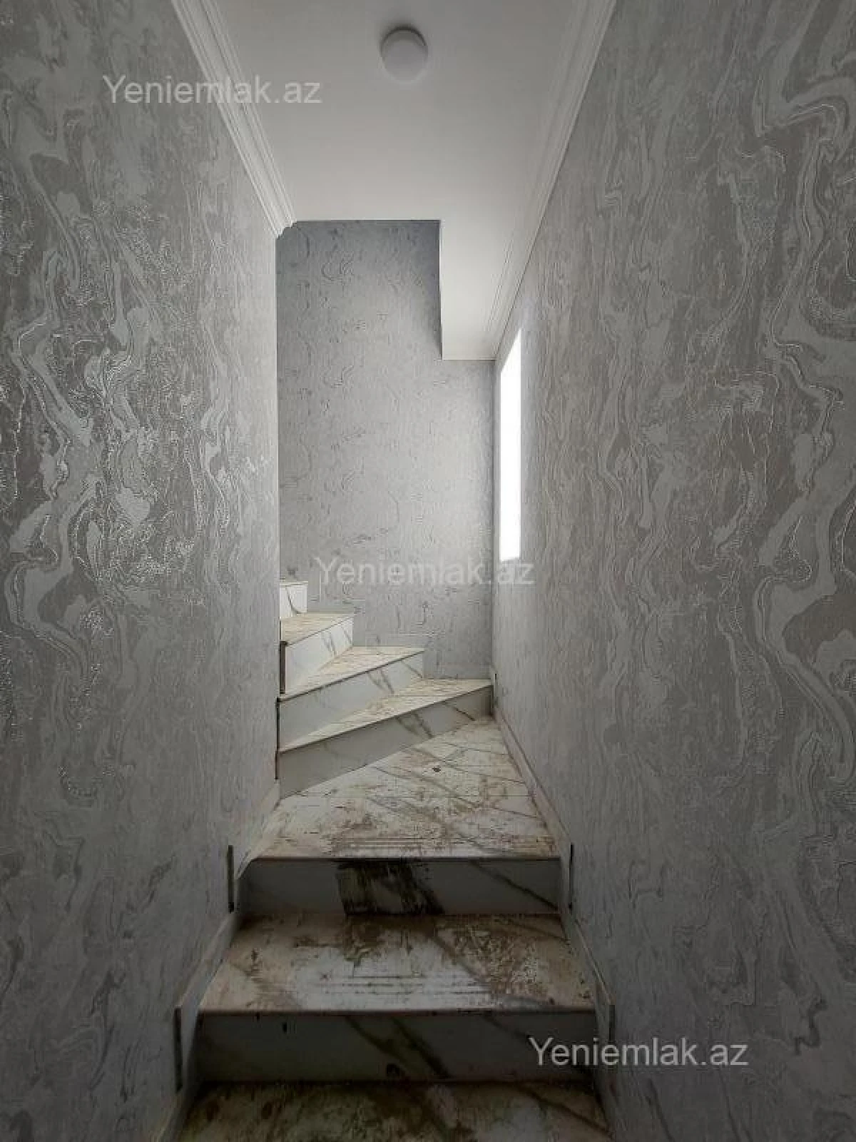 Satılır 4 otaqlı həyət evi 150 m²