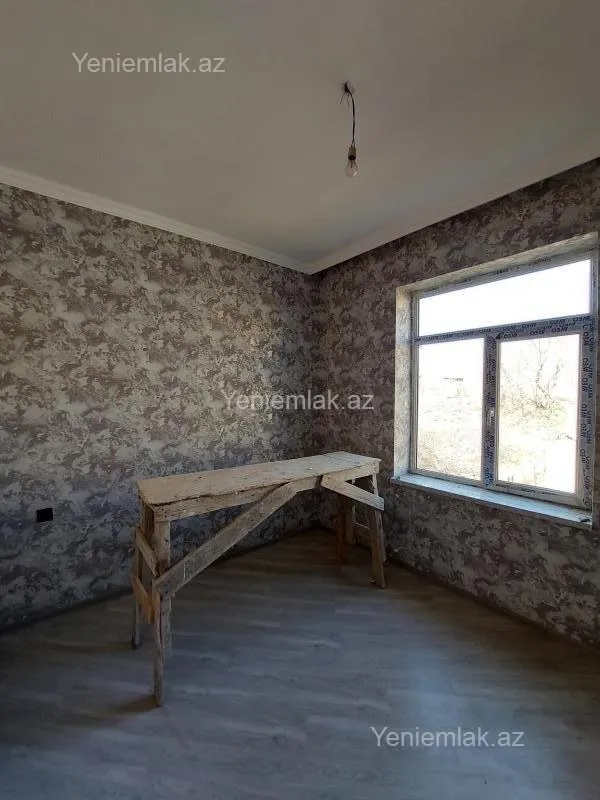 Satılır 4 otaqlı həyət evi 150 m²