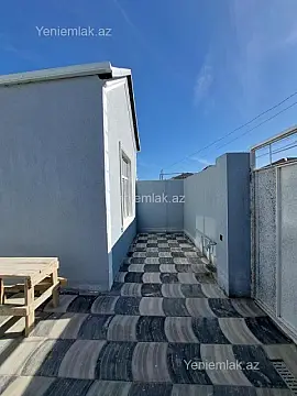 Satılır 4 otaqlı həyət evi 150 m²