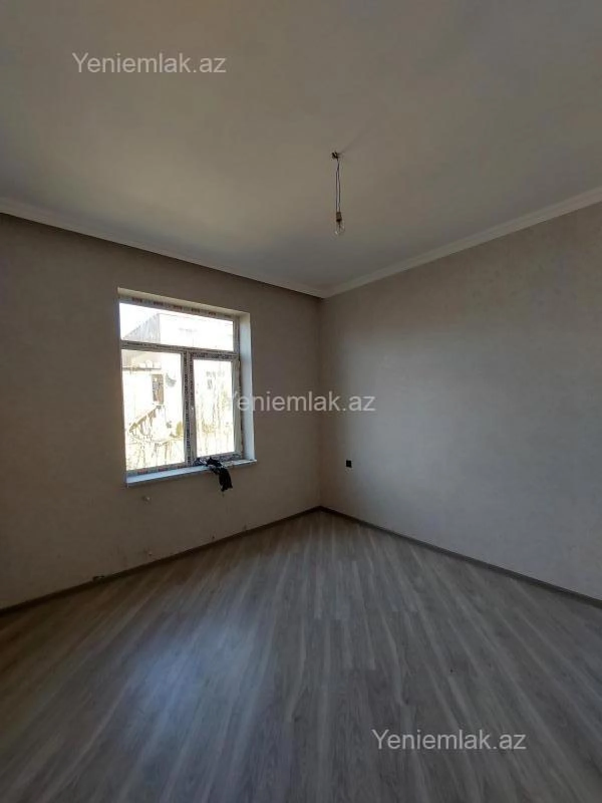 Satılır 4 otaqlı həyət evi 150 m²